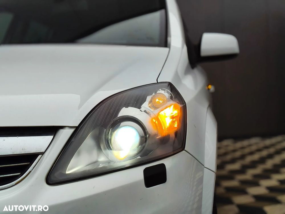 Opel Zafira 1.7 CDTI ecoFLEX Family - 8