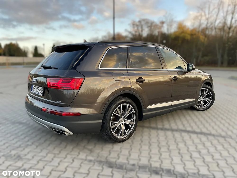 Audi Q7 - 4