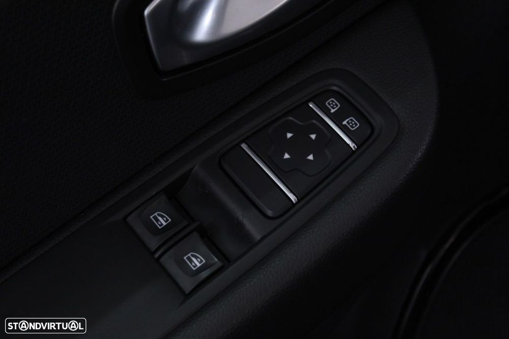 Renault Clio Sport Tourer 0.9 TCE Limited - 19