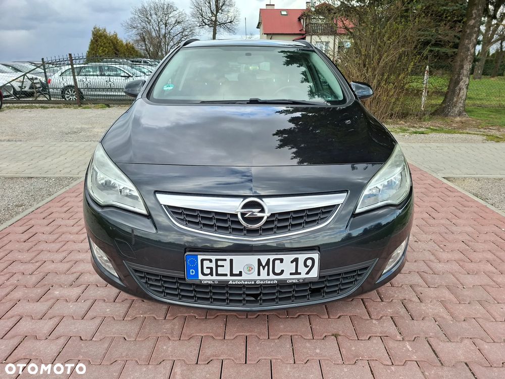 Opel Astra 1.7 CDTI DPF 150 Jahre - 14