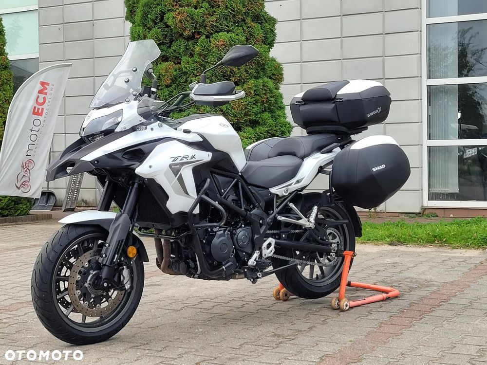 Benelli TRK 502