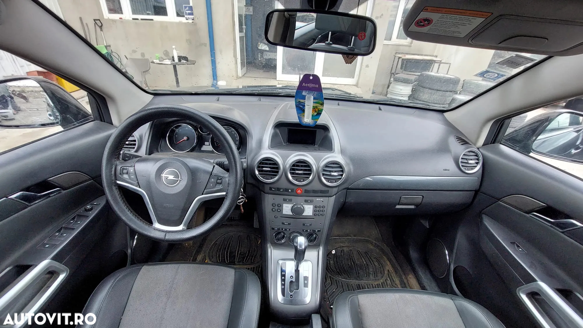 Dezmembram Opel Antara an 2008 motor 2.0 Cdti cutie 4x4 Automata - 2