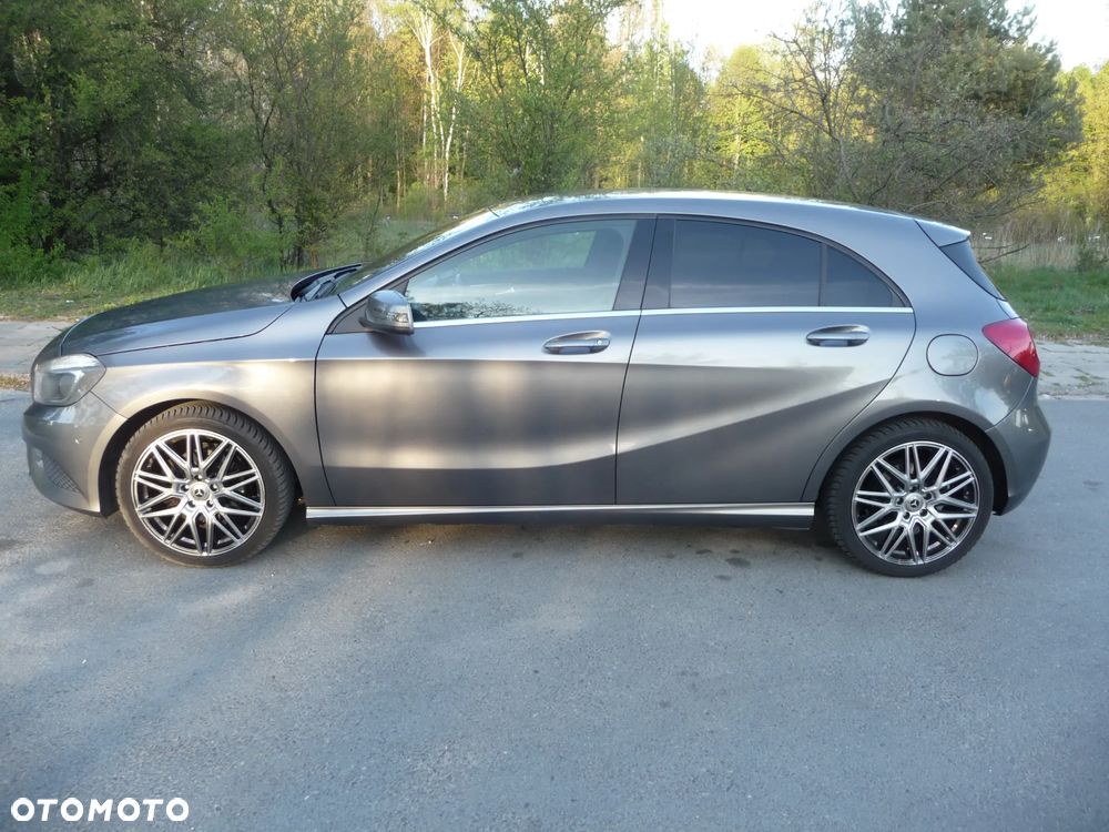Mercedes-Benz Klasa A 180 BlueEfficiency Edition - 2