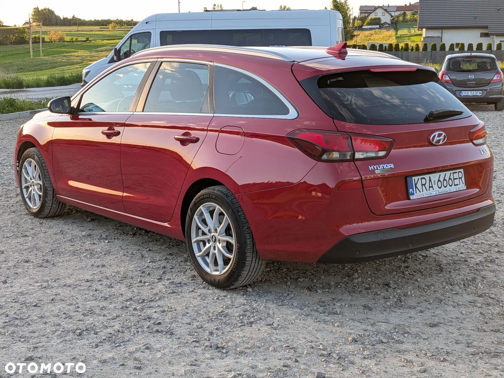Hyundai i30 1.4 T-GDI Premiere Style - 10