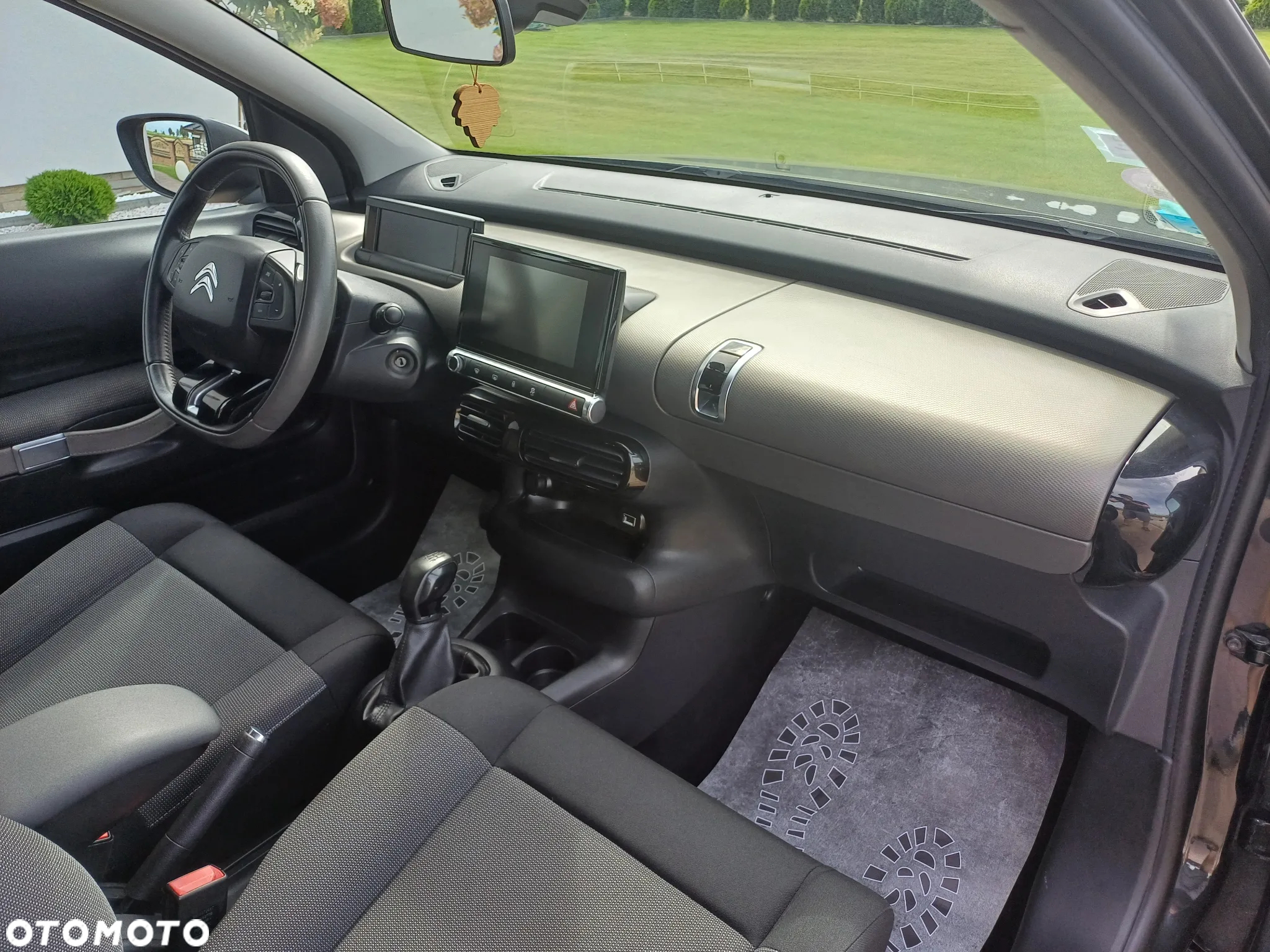 Citroën C4 Cactus 1.2 PureTech Shine - 24
