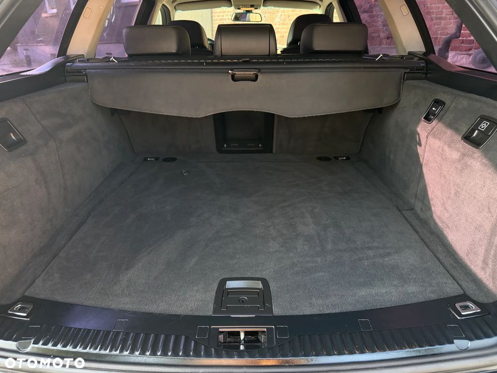 BMW Seria 5 - 23