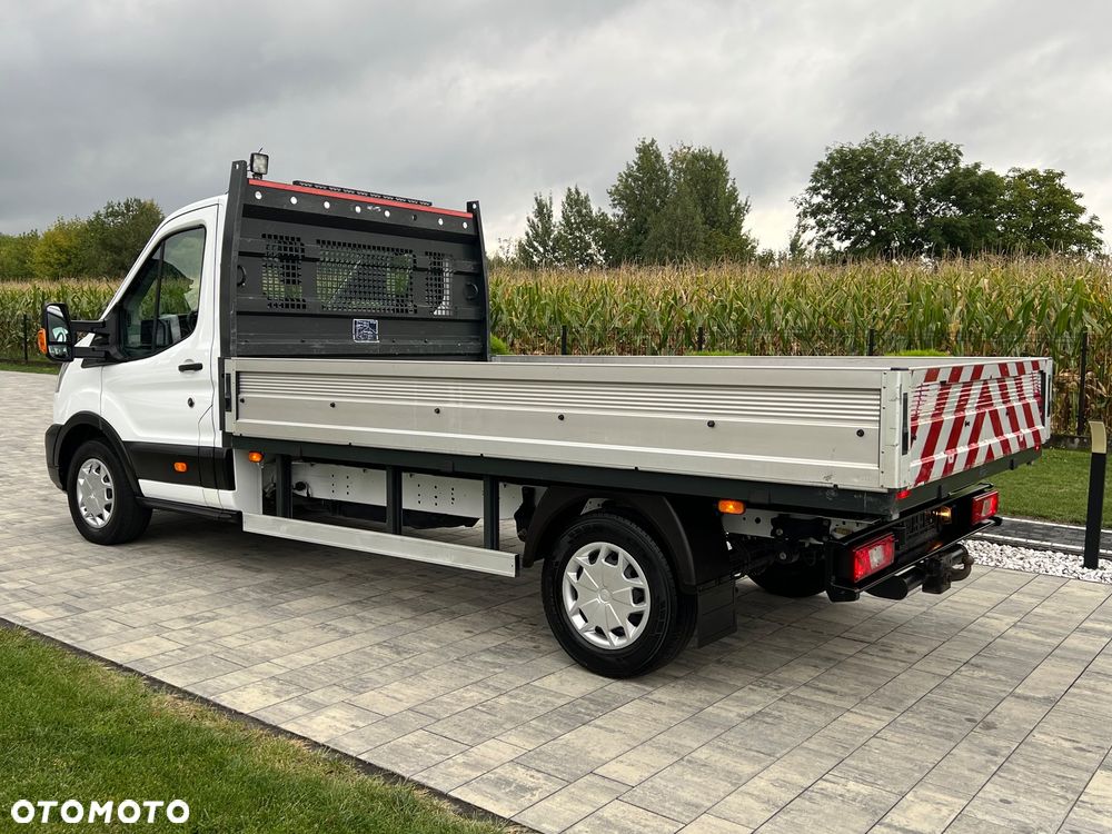 Ford Transit - 9