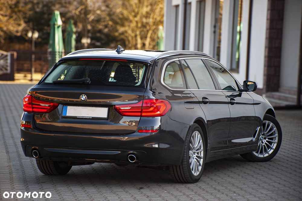 BMW Seria 5 520d - 5