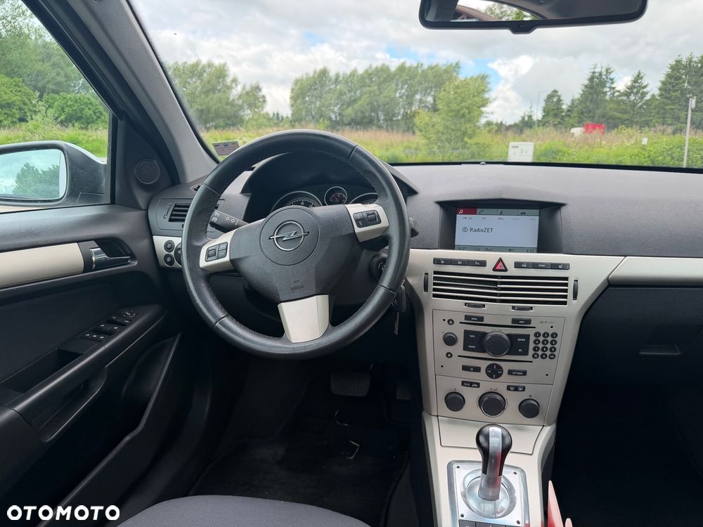 Opel Astra - 24
