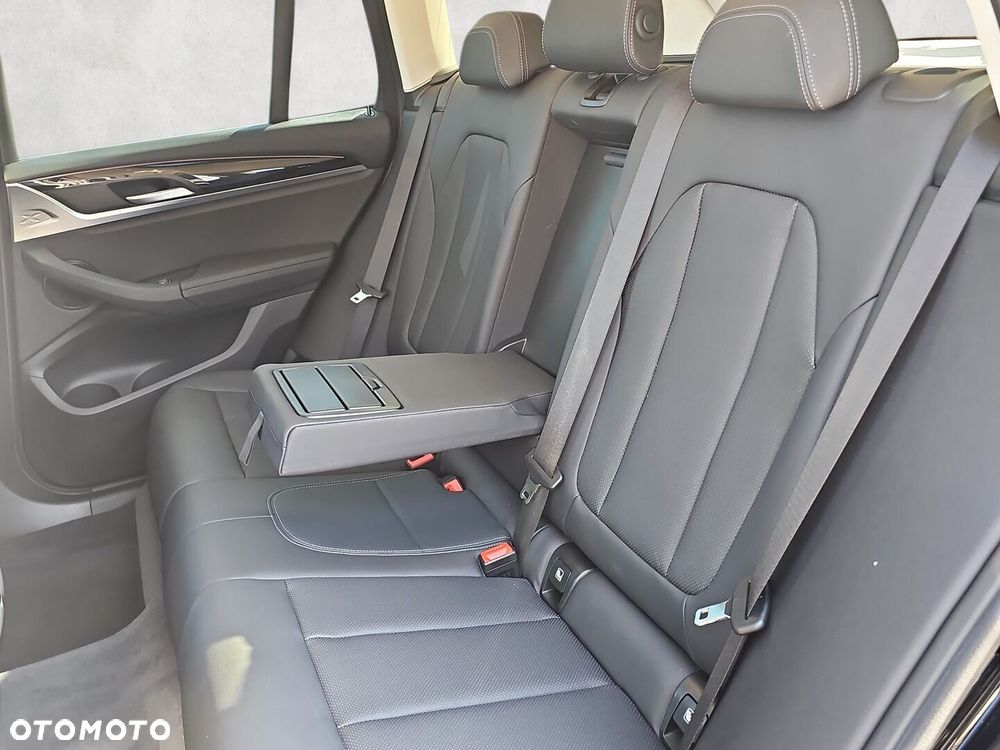 BMW X3 - 23