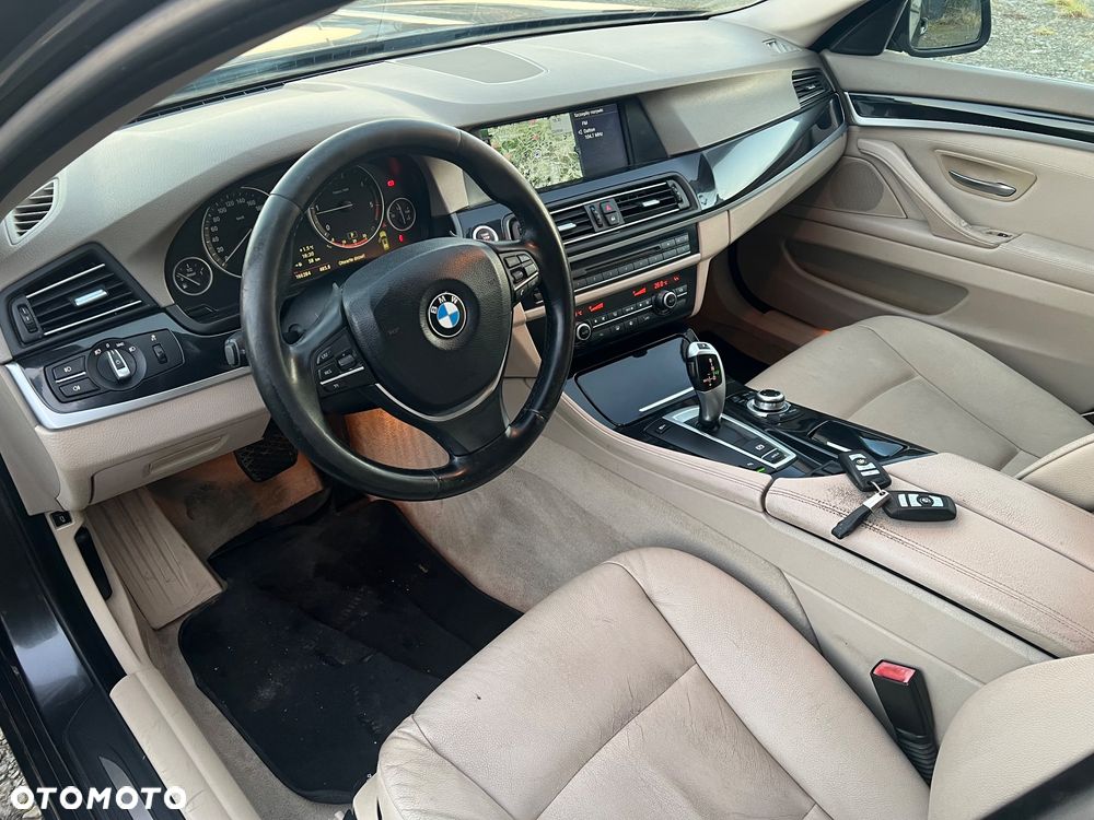 BMW Seria 5 520d Luxury Line - 14