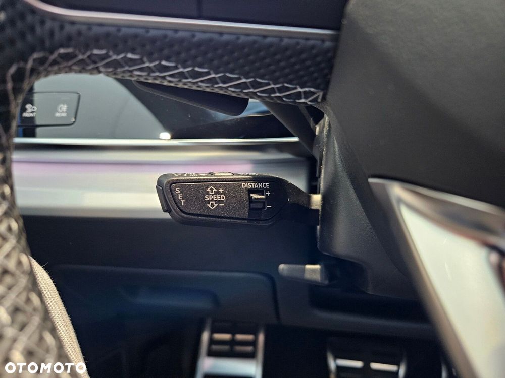Audi Q8 - 35