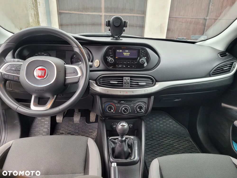 Fiat Tipo 1.4 16V Opening Edition - 17