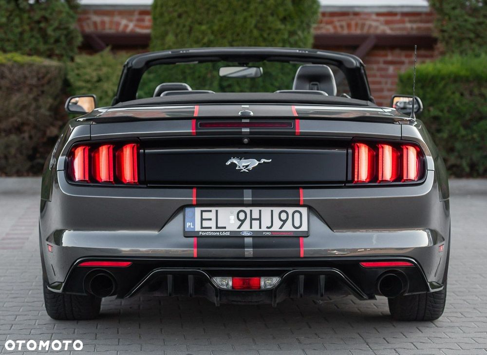Ford Mustang Cabrio 2.3 Eco Boost - 14