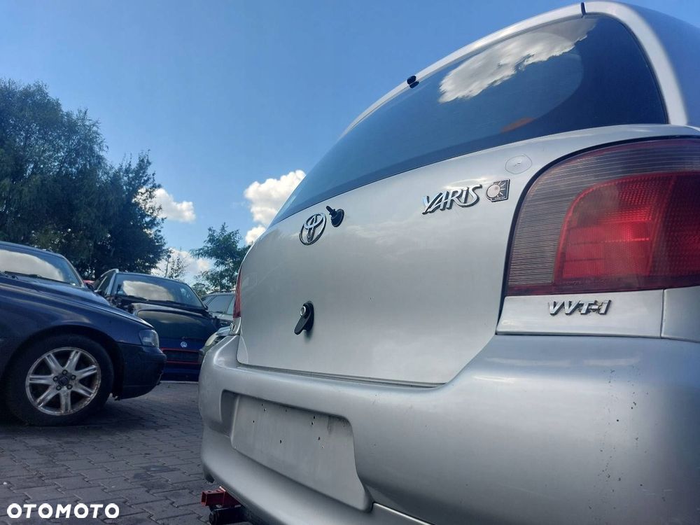 KLAPA BAGAŻNIKA TOYOTA YARIS I 199 - 7