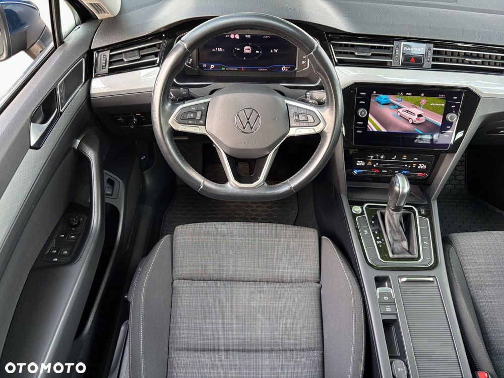 Volkswagen Passat Variant - 23