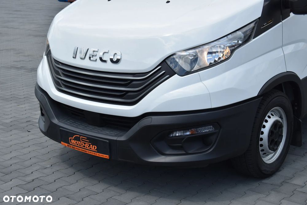 Iveco DAILY 35S12 / 2.3 - 120 KM / DOSTAWCZE / BLASZAK / KLIMA / TEMPOMAT / KLIMA / TRYB CITY / SERWISOWANY / SPROWADZONY Z NIEMIEC - 9