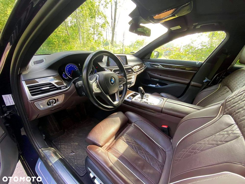 BMW Seria 7 740Ld xDrive - 23