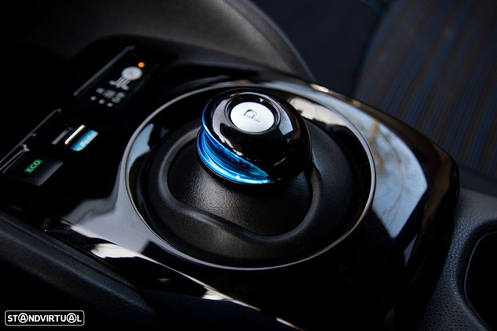 Nissan Leaf N-Connecta - 40