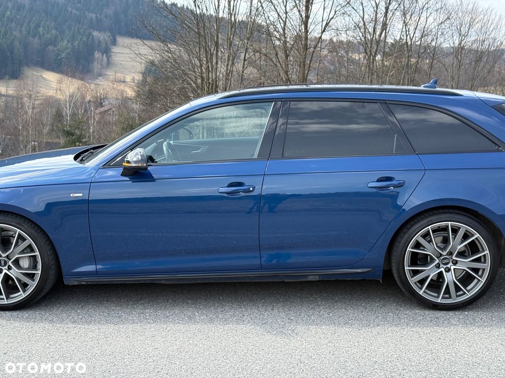 Audi A4 Avant 40 TDI S tronic - 4