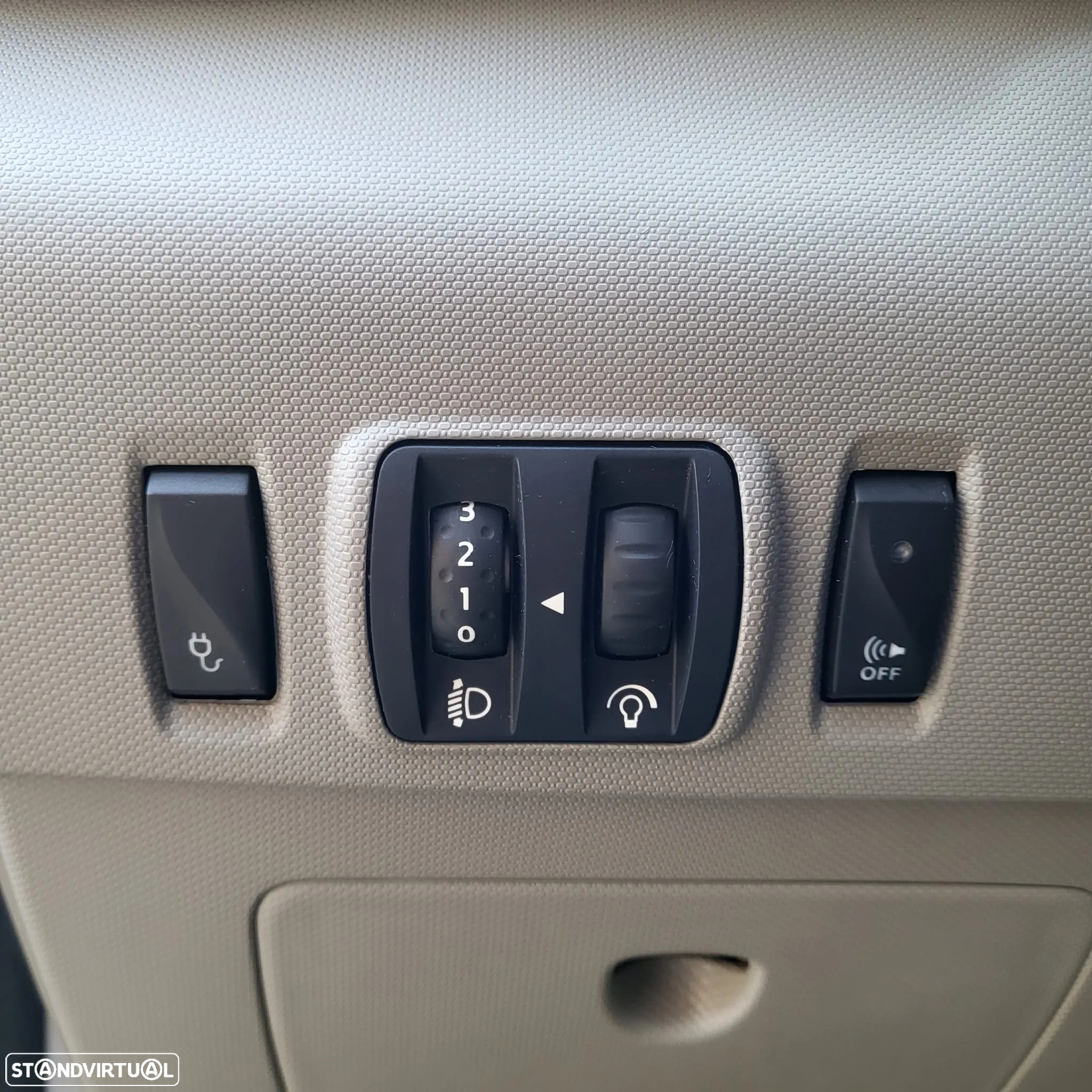 Renault Zoe (c/ Bateria) Life 40 - 12