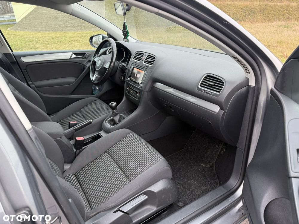 Volkswagen Golf - 13