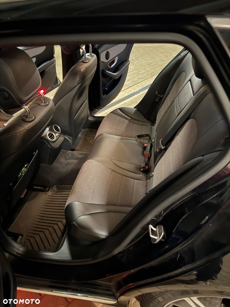 Mercedes-Benz Klasa C 220 d T 9G-TRONIC Avantgarde - 19