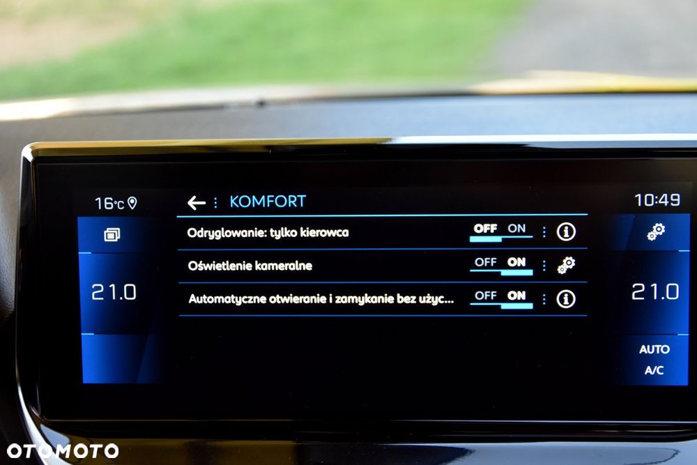 Peugeot 2008 PureTech 130 EAT8 GT - 35