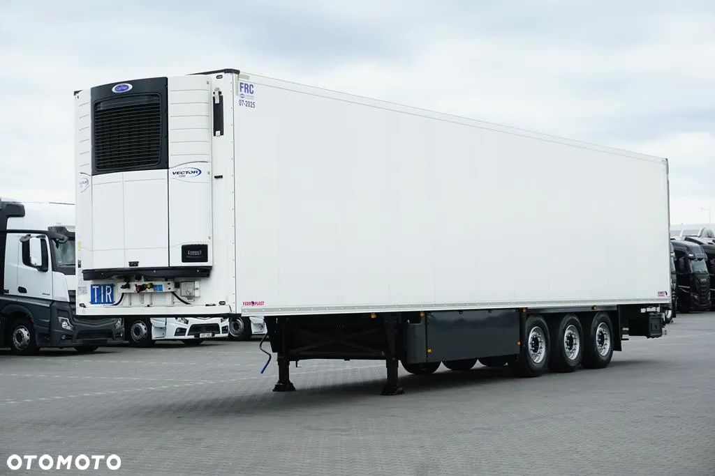Schmitz Cargobull CHŁODNIA / CARRIER VECTOR 1350 - 1