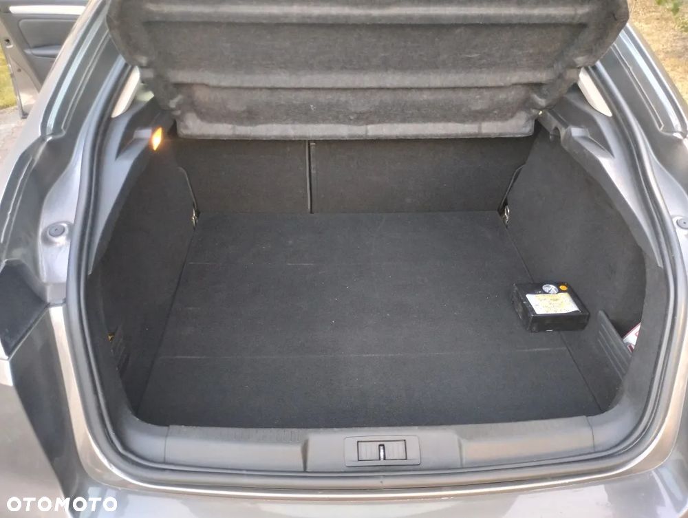 Renault Laguna 2.0 DCi FAP Expression - 8