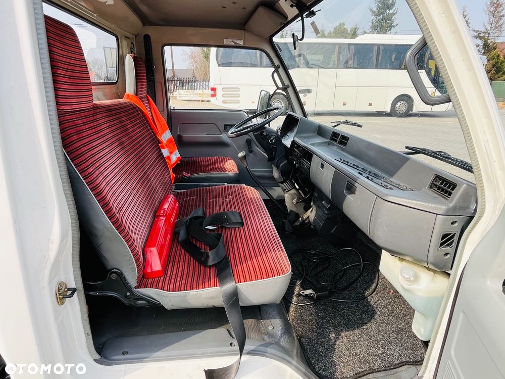 Mitsubishi Canter - 16