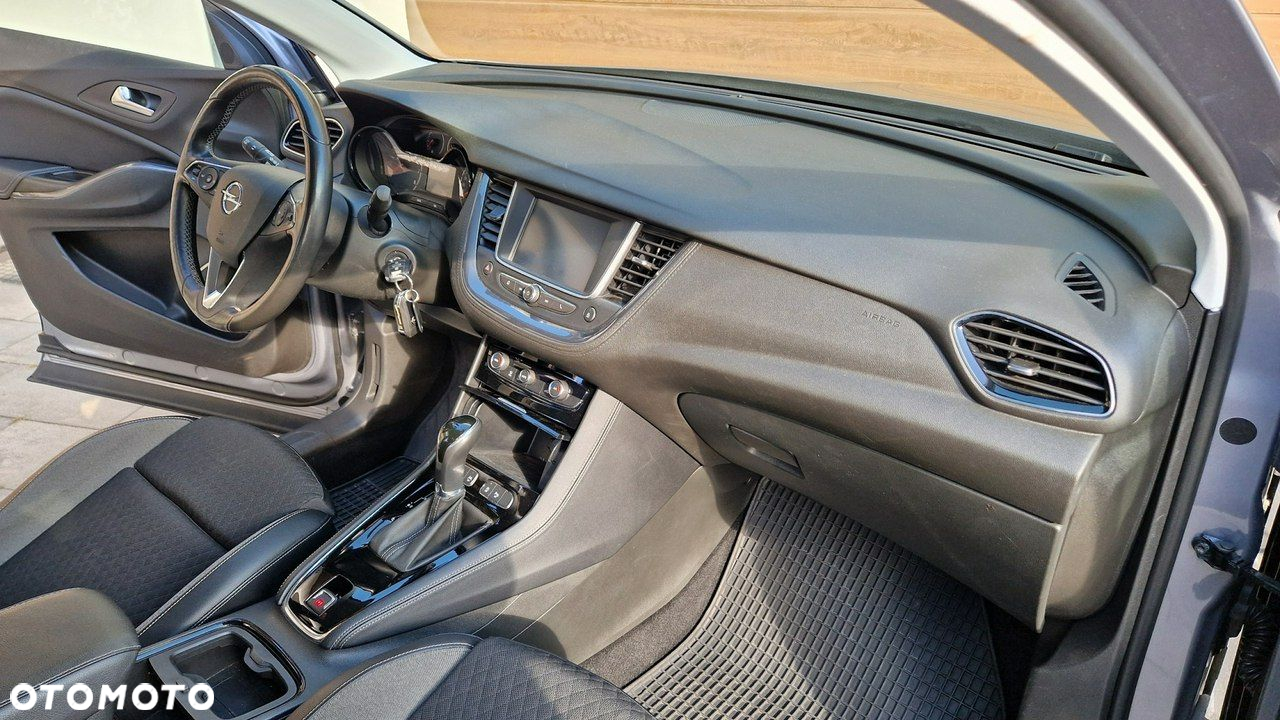 Opel Grandland X - 17