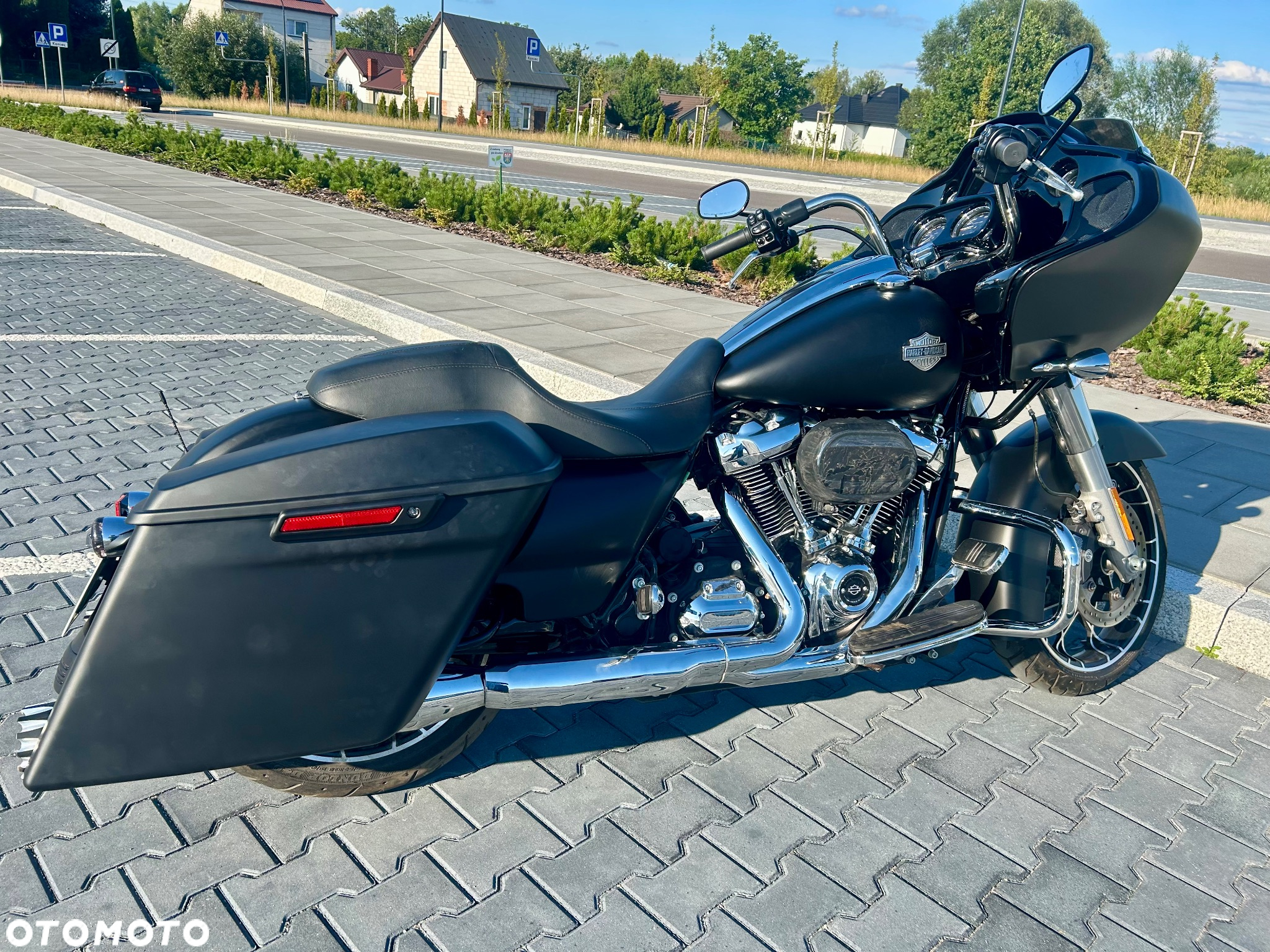 Harley-Davidson Touring Road Glide - 10