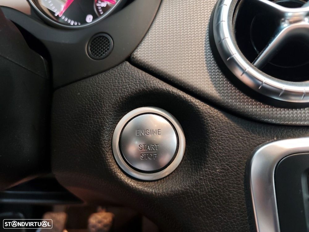 Mercedes-Benz CLA 180 d Urban - 34