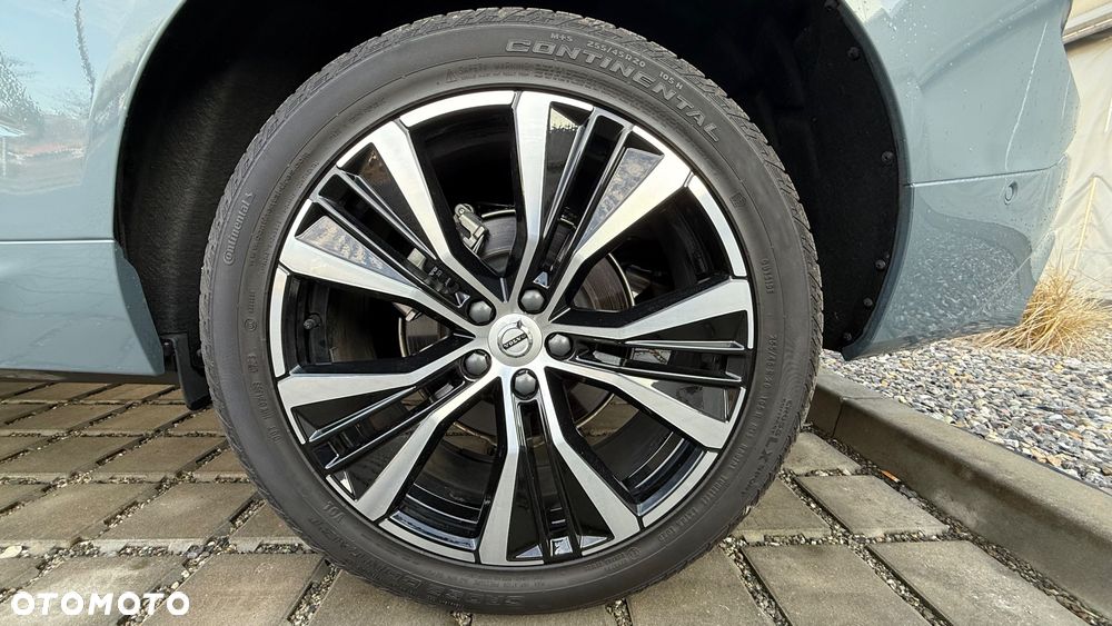 Volvo XC 60 B5 B R-Design - 14