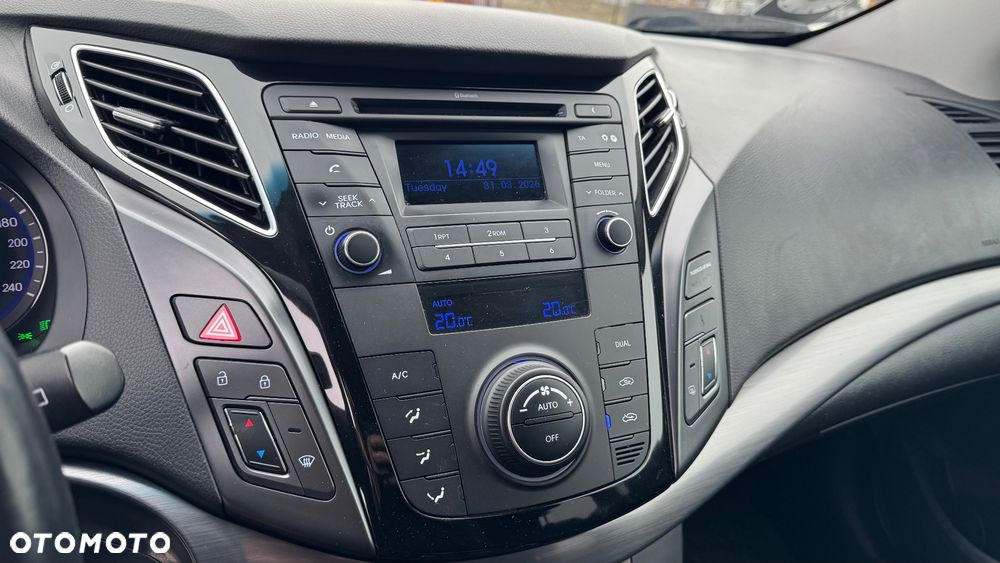 Hyundai i40 Kombi blue 1.7 CRDi Style - 36