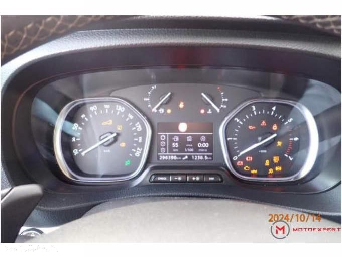 Opel Zafira - 10
