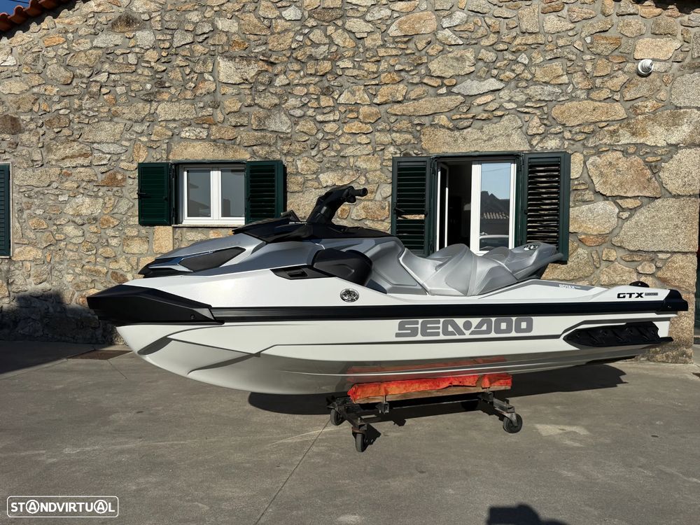 Sea-Doo GTX 325 - 1