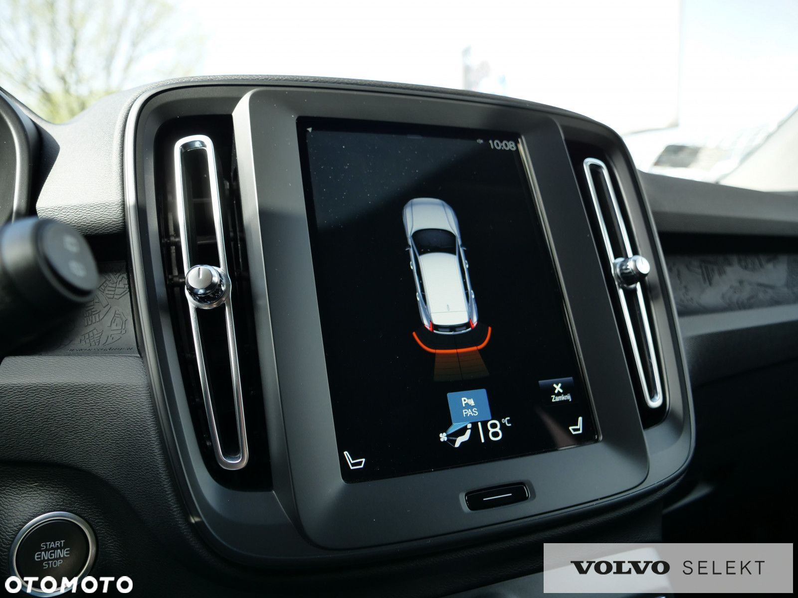 Volvo XC 40 - 25