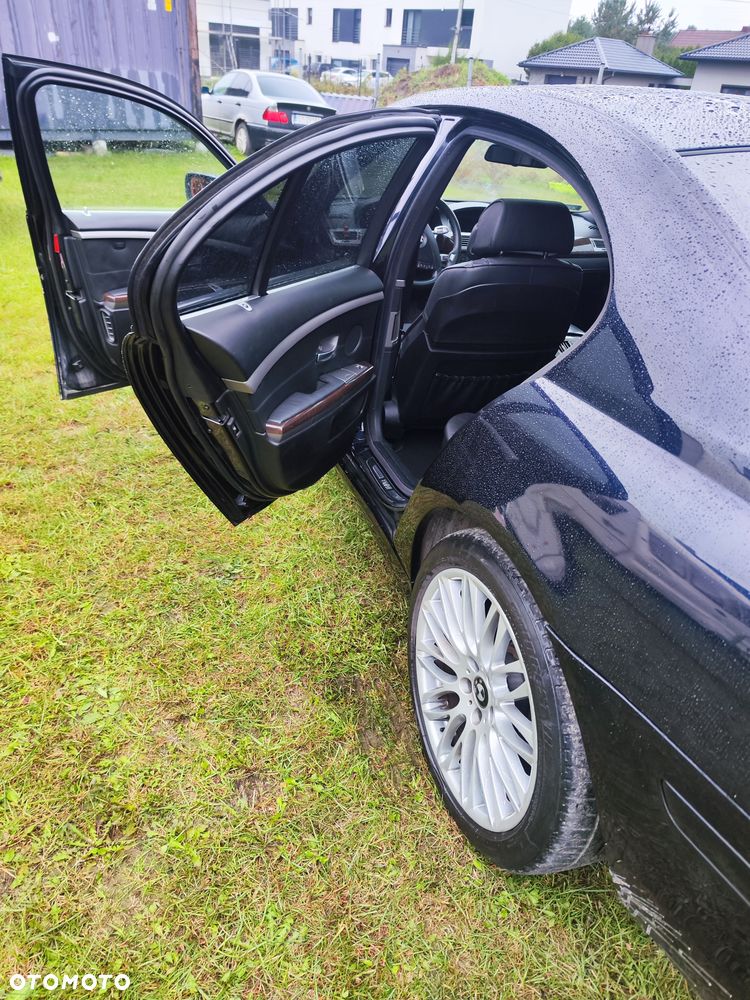 BMW Seria 7 - 9