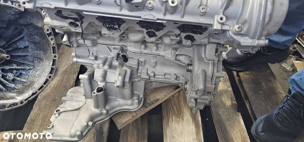 SILNIK SŁUPEK AUDI S8 D4 PLUS DDTA 4.0 TFSI DDT - 2