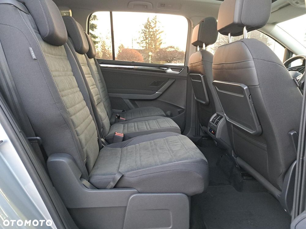 Volkswagen Touran - 20