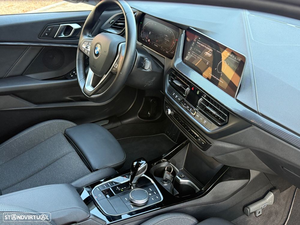 BMW 118 - 10