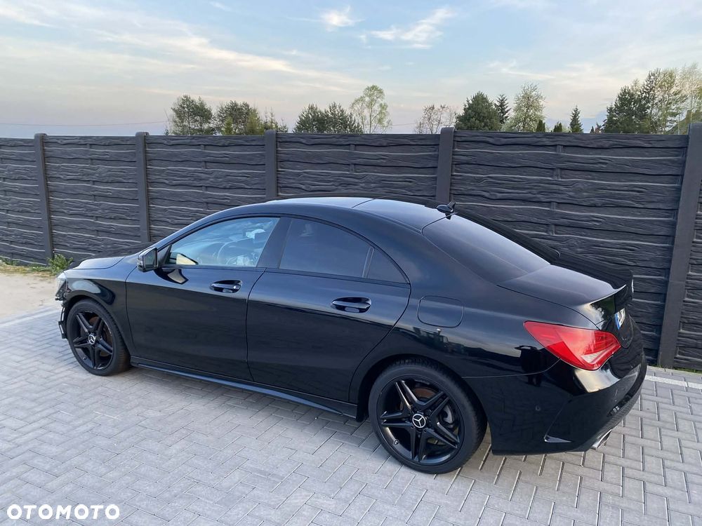 Mercedes-Benz CLA 220 CDI 7G-DCT AMG Line - 6