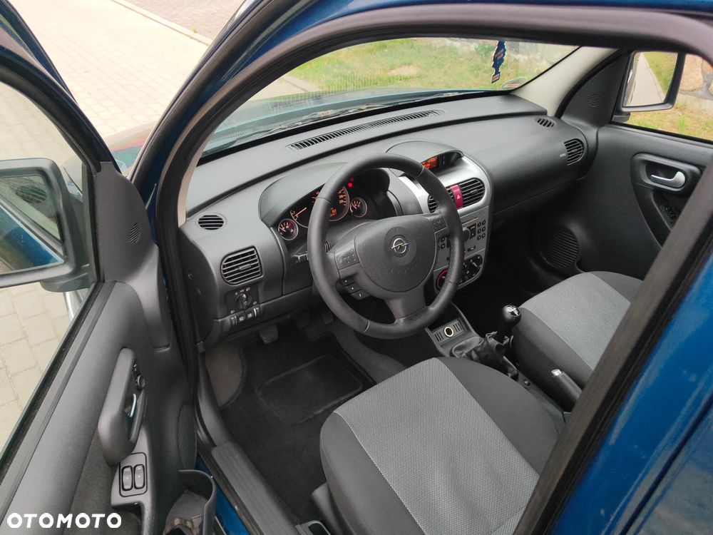 Opel Combo Tour Color Edition - 14