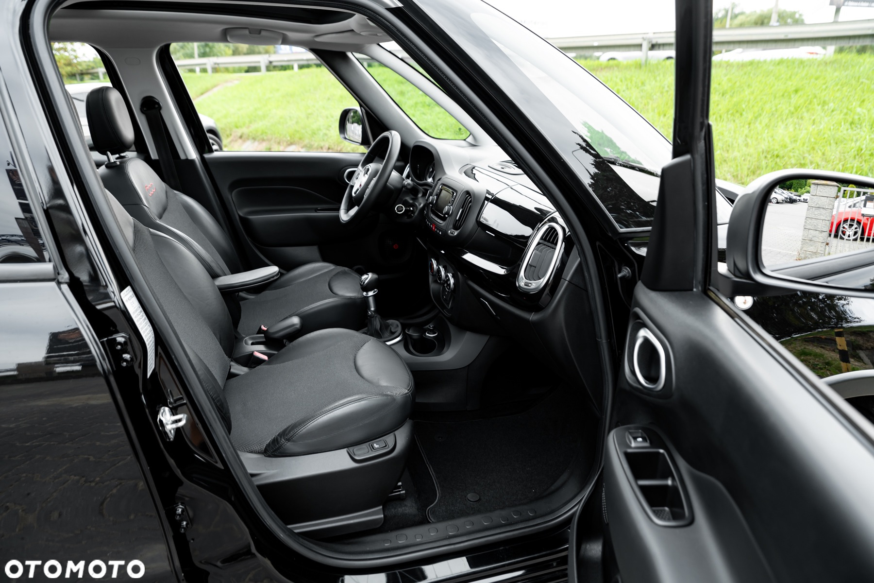 Fiat 500L 1.4 16V T-Jet Beats Edition - 23