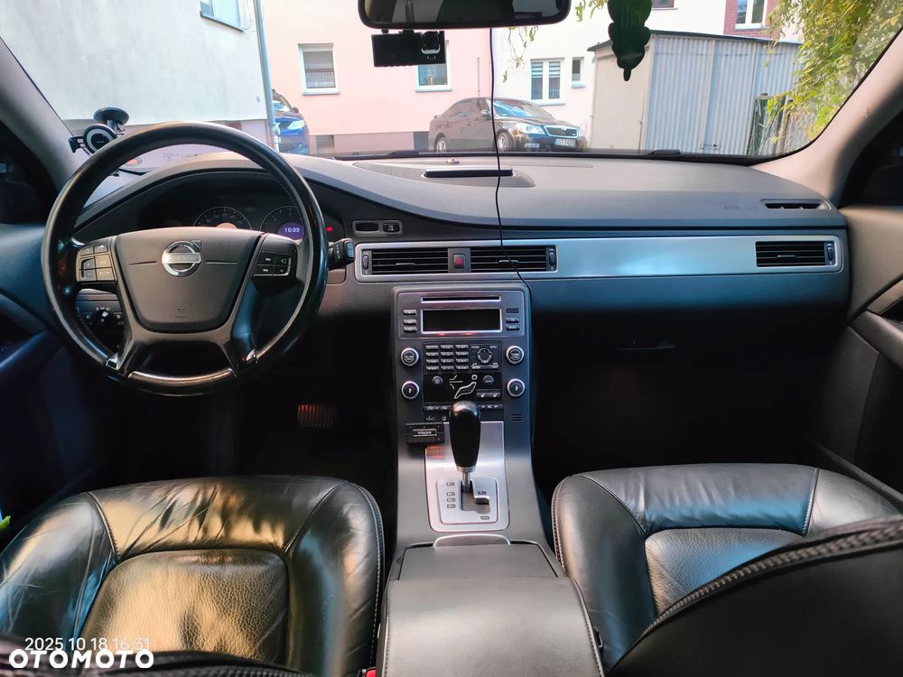 Volvo XC 70 D3 Momentum - 9