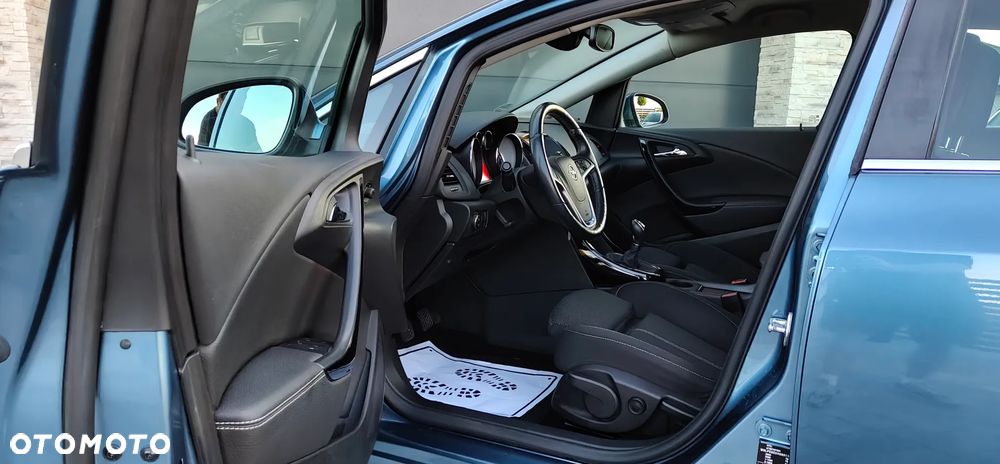 Opel Astra 1.4 Turbo Exklusiv - 14