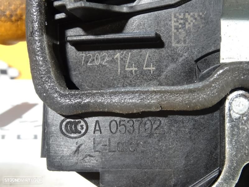 Fecho Da Porta Frente Direita Bmw 5 (F10)  51217202144 / 7202144 / A05 - 5