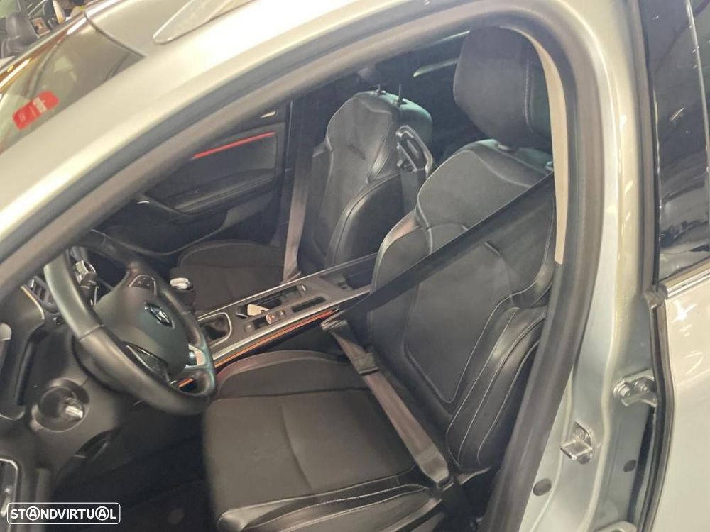 Renault Mégane Sport Tourer 1.5 Blue dCi Intens - 4